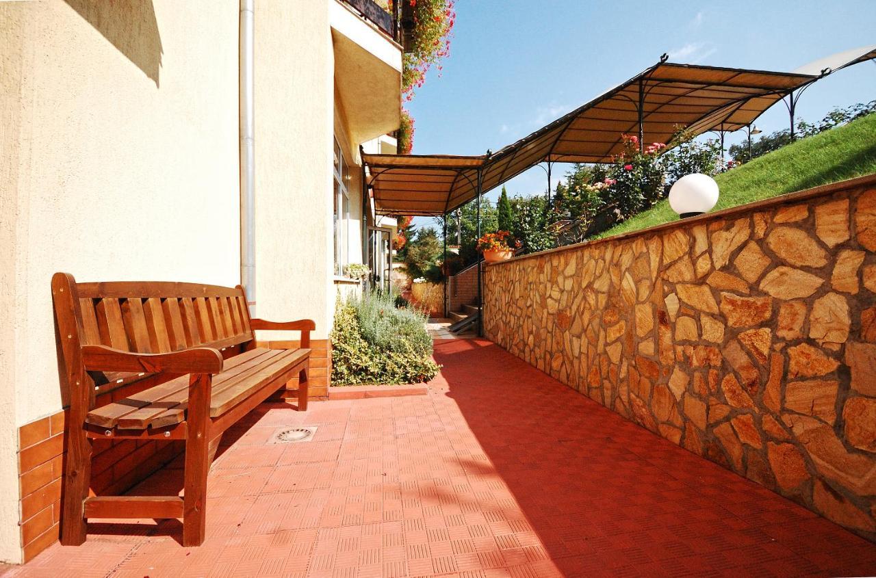 Jasmin Hotel